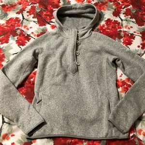 Northface sweatshirt in great used condition